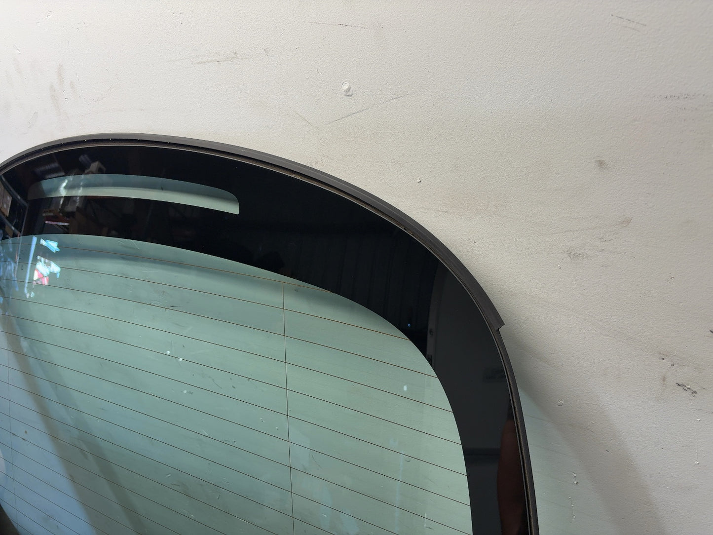 2025 Tesla Model 3 Highland Backlite Glass 2165944-00-B