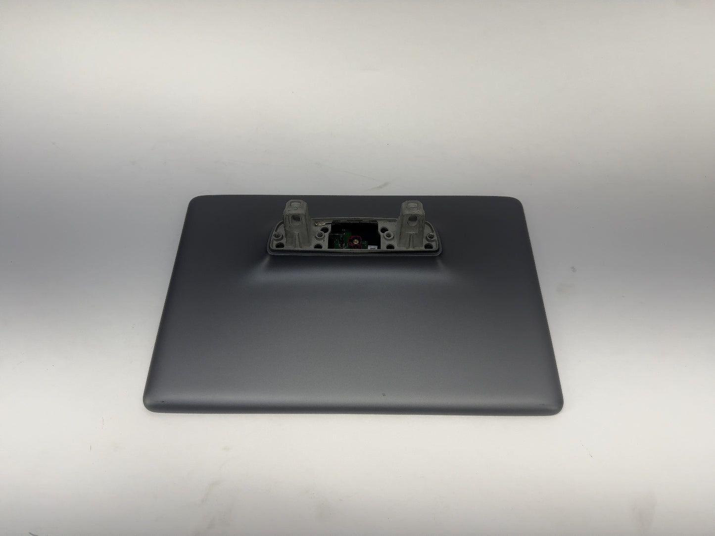 2018-2024 Tesla Model Y Center Display 1089543-00-E