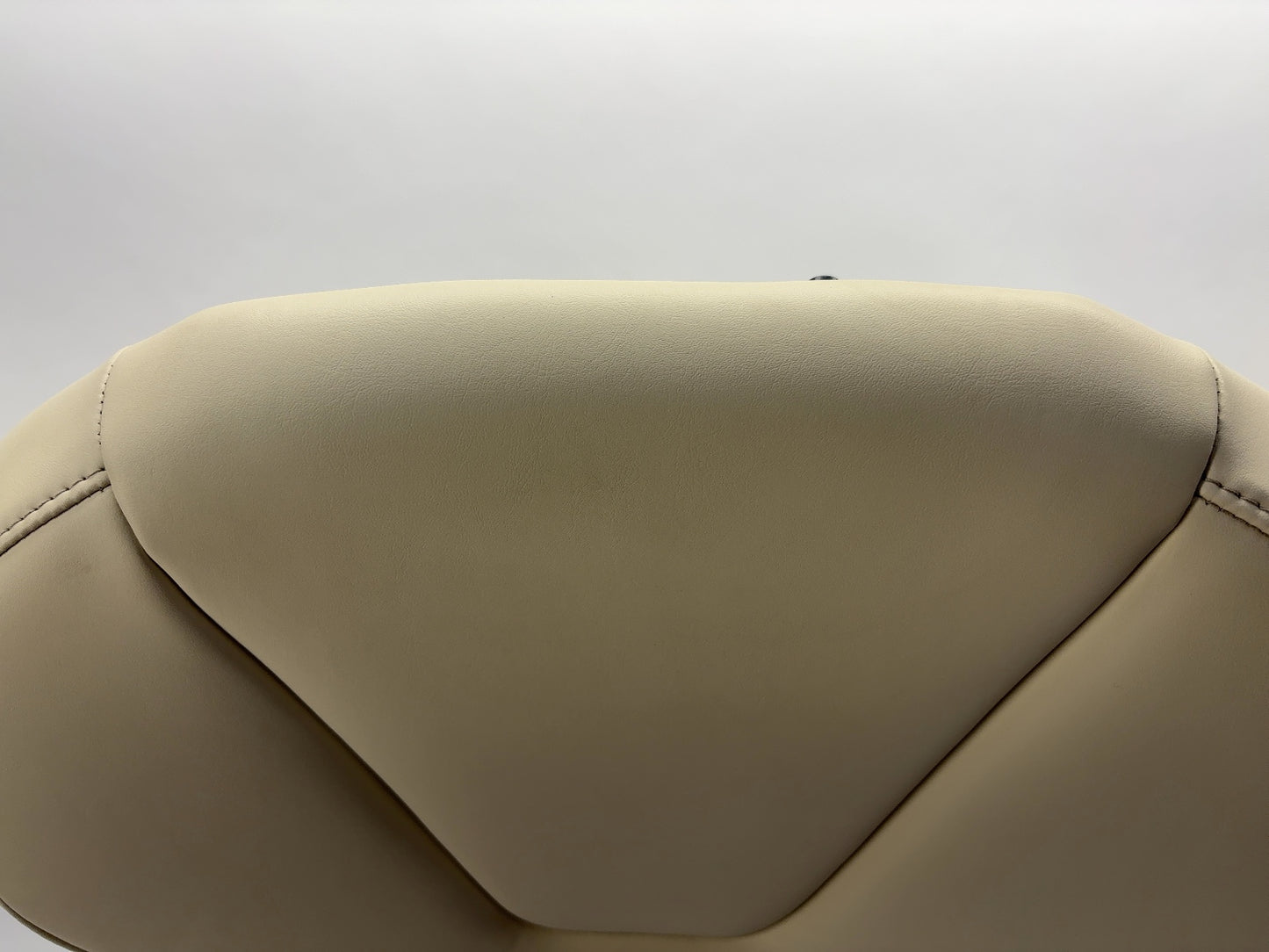 2017 Tesla Model X Front Right Seat Upper Cushion Cream 1072753-00-E