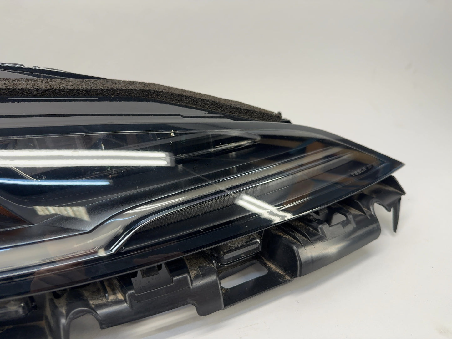 2026 Tesla Model 3 Highland Front Headlamp Right 1694087-00-I