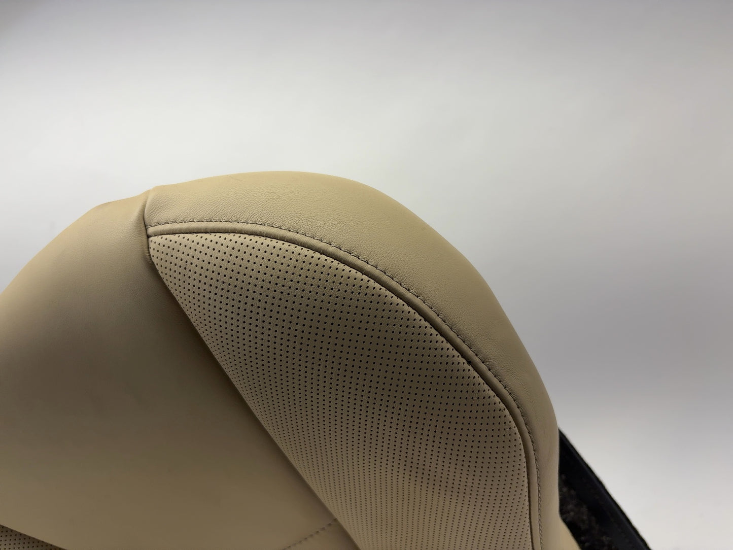 2016 Tesla Model X Front Left Upper Seat Cushion Tan 1072751-00-B
