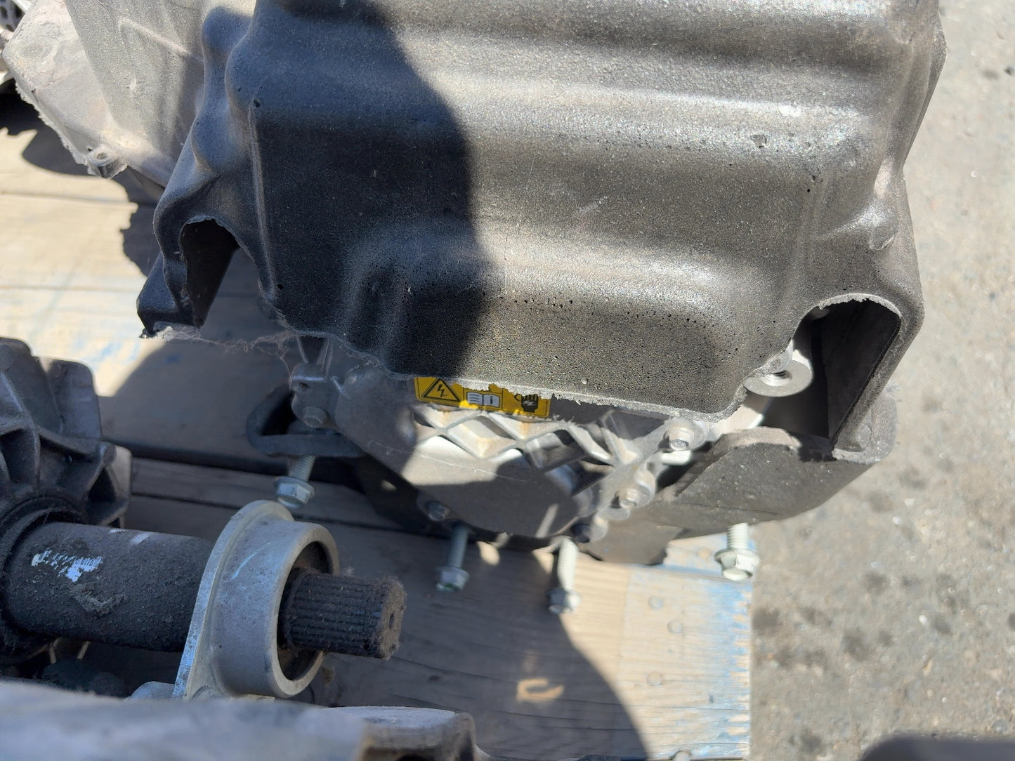 2023 Rivian R1S R1T Front Drive Unit Quad Motor PT00043514-H