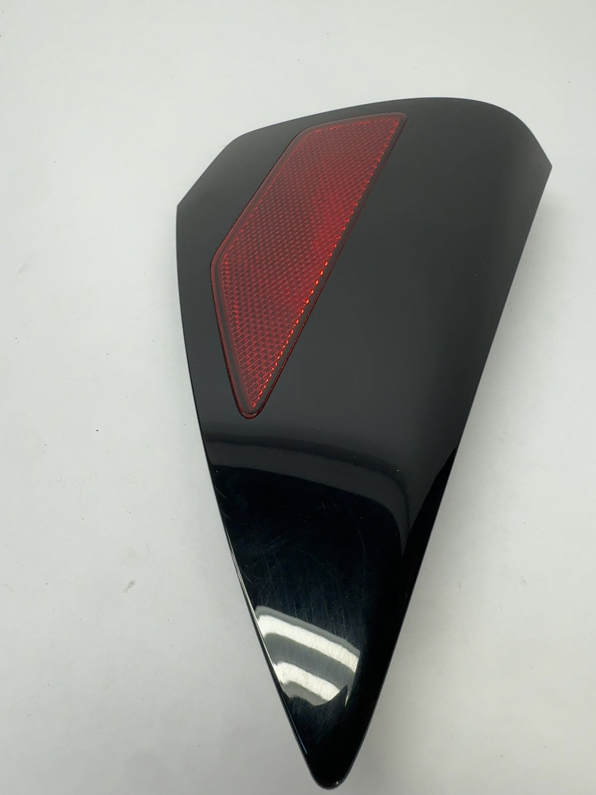 2021-2022 Tesla Model 3 Right Quarter Reflector 1518783-00-A