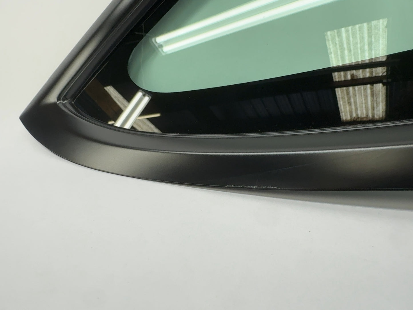 2025-2026 Tesla Model 3 Highland Rear Quarter Glass Right Black 1915484-20-C