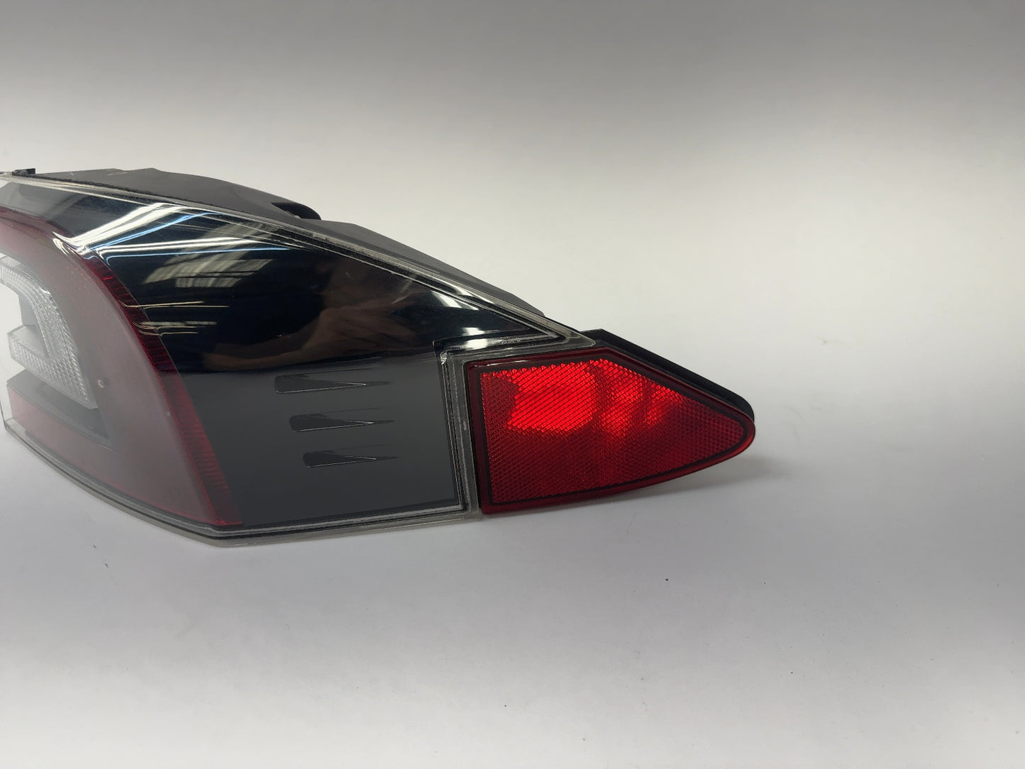 2019 Tesla Model S Right Tail Lamp 6005919-00-G