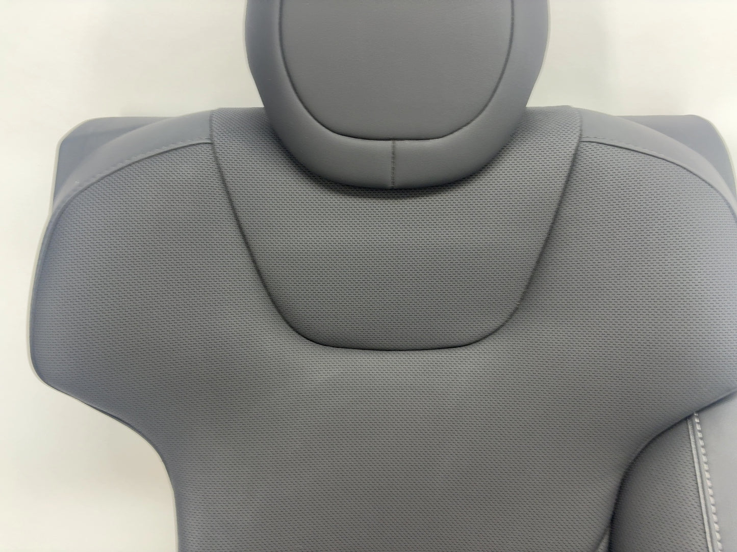 2021 Tesla Model S Second Row Right Upper Seat Cushion Assembly 4876535-02-B