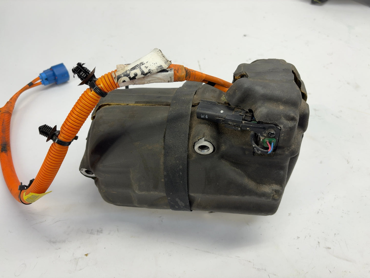 2019 Tesla Model S Ac Compressor 1063369-99-G
