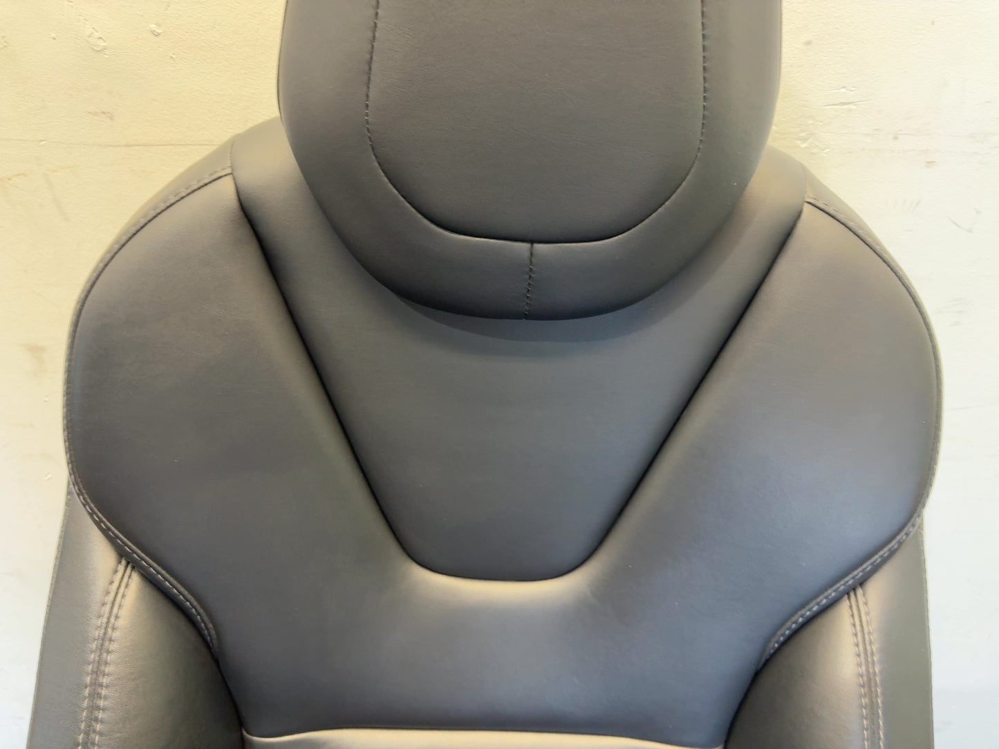 2019 Tesla Model S Front Left Seat Assembly 9876540-02-A