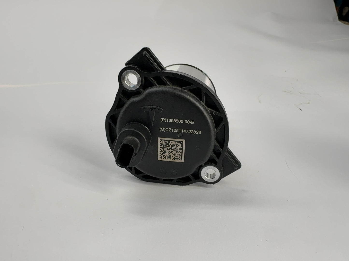 2018-2026 Tesla Various Models Electric Oil Pump 1693500-00-E