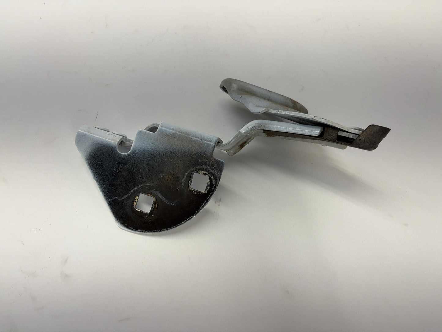 2025 Tesla Model 3 Highland Right Hood Hinge 1774936-0W-B