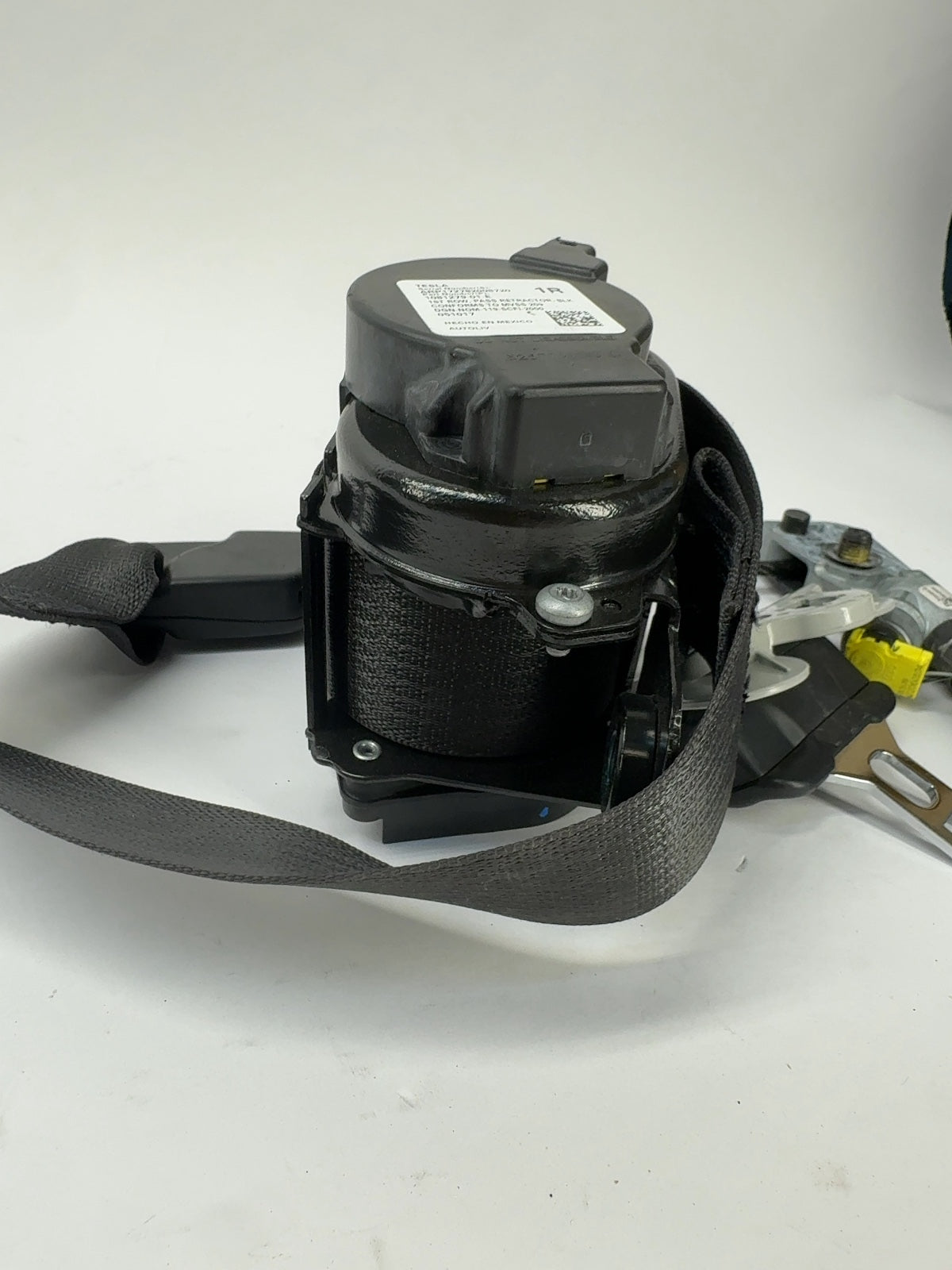 2018 Tesla Model 3 Front Right Seatbelt W Pretensioner 1081279-01-E