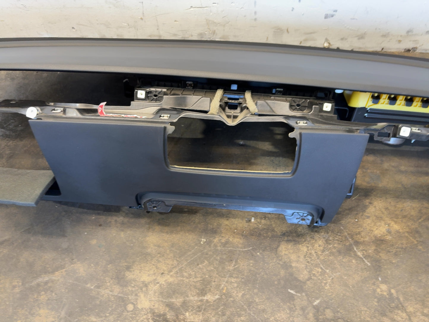 2018 Tesla Model 3 Dash Panel With Airbag 1077823-00-D