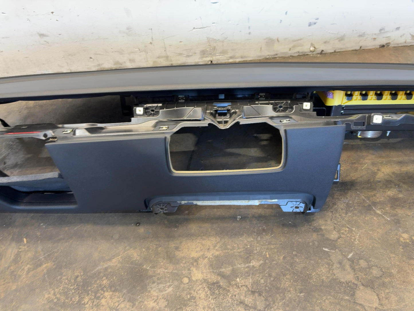 2020-2025 Tesla Model 3 Dash Panel With Airbag 1077823-00-G