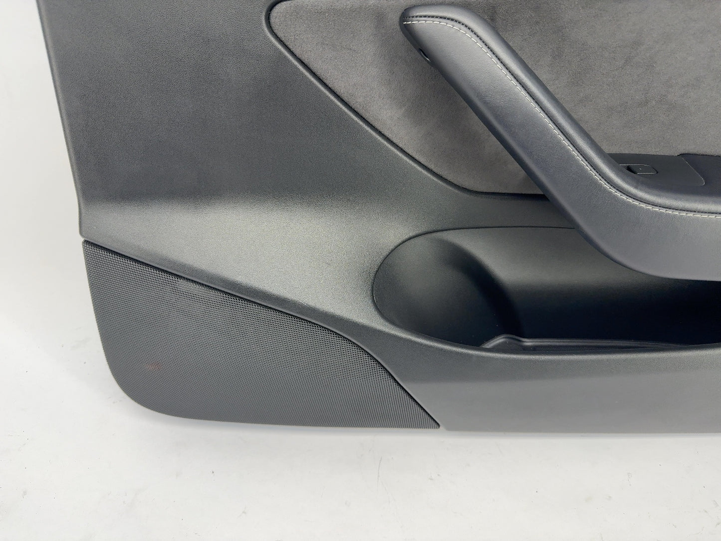 2022-2023 Tesla Model 3 Front Right Door Panel 1761296-01-A