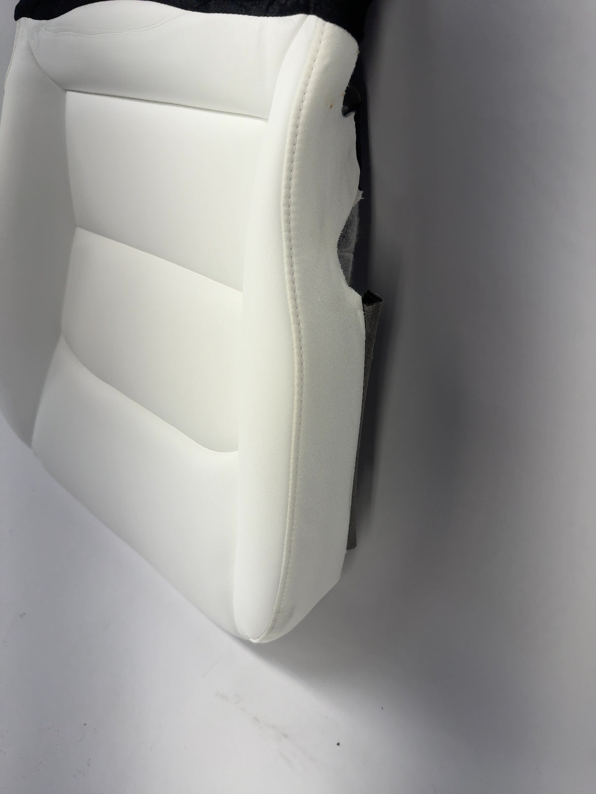 2022-2024 Tesla Model Y Front Right Seat Lower Cushion 1920674-02-A