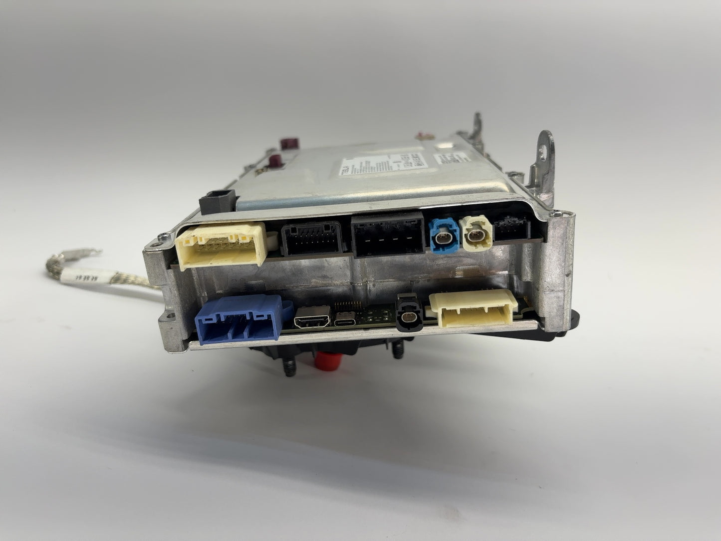 2022-2023 Tesla Model 3 Car Computer With Security Module 1681271-00-G