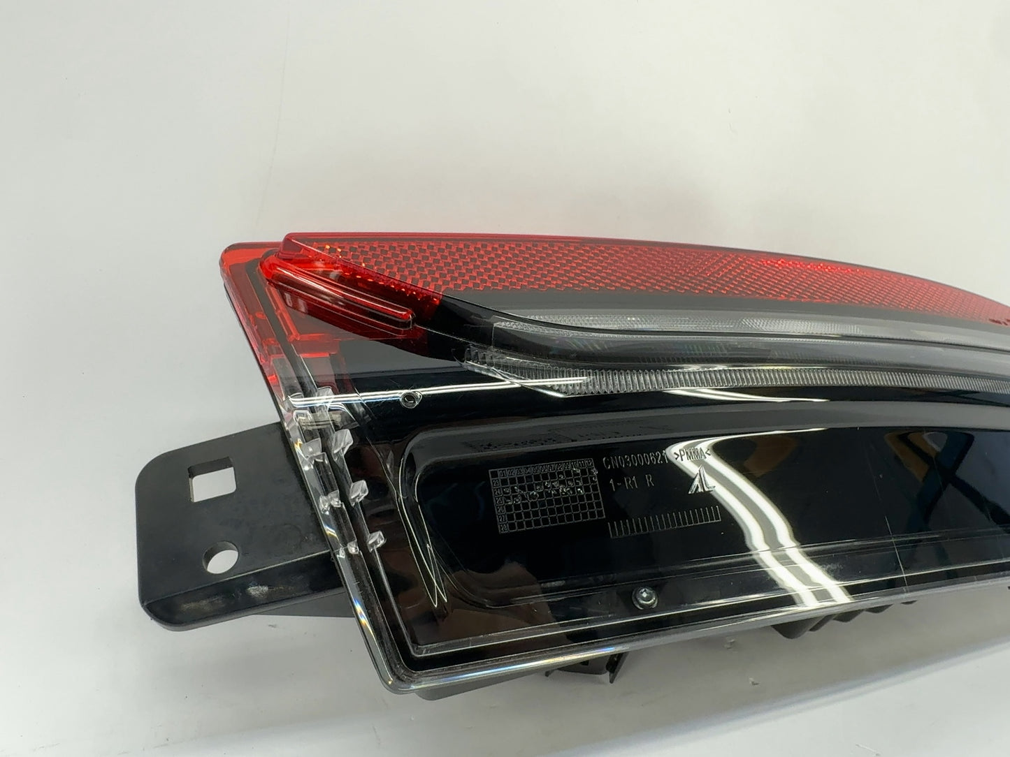 2025-2026 Tesla Model 3 Highland Rear Bumper Right Light 1712514-00-E