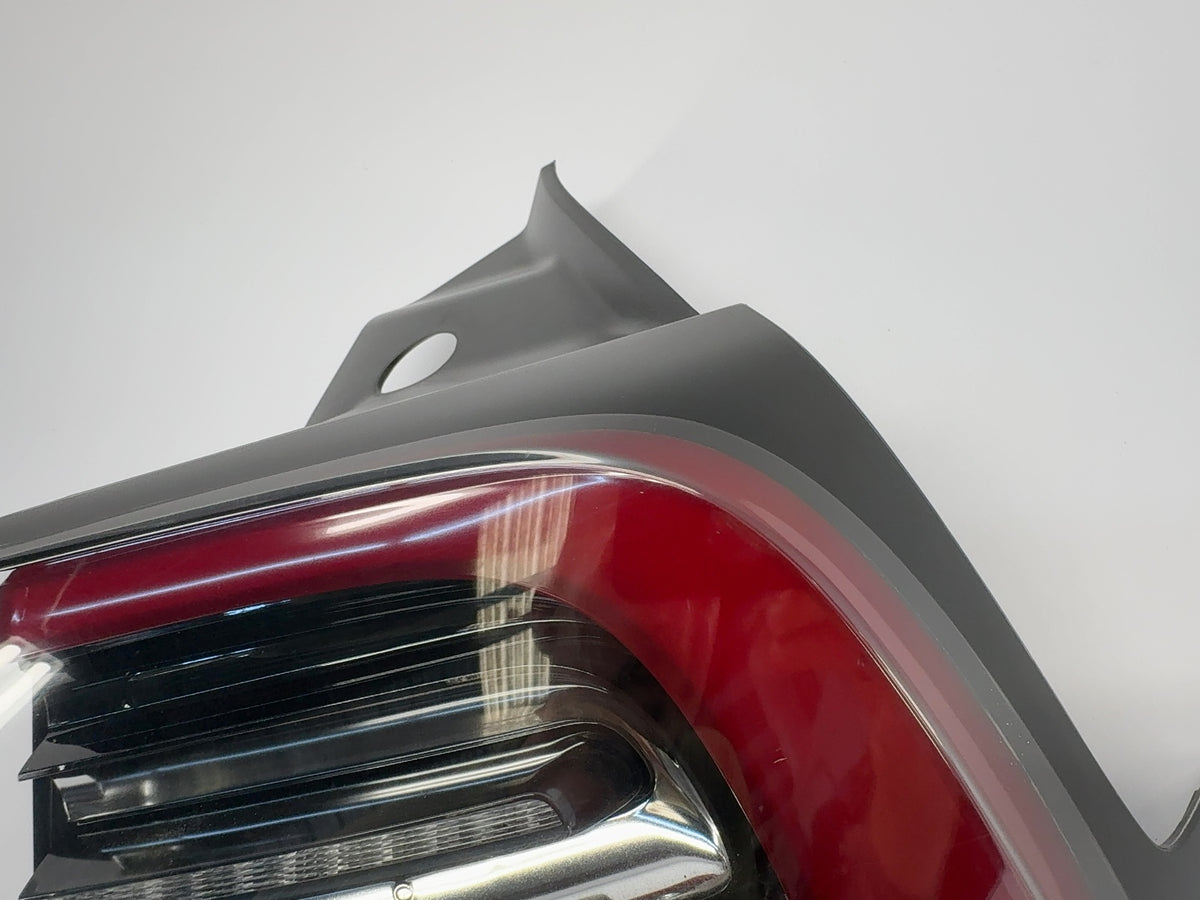 2021-2023 Tesla Model 3 Tail Lamp Rear Bodyside Right 1077398-00-H