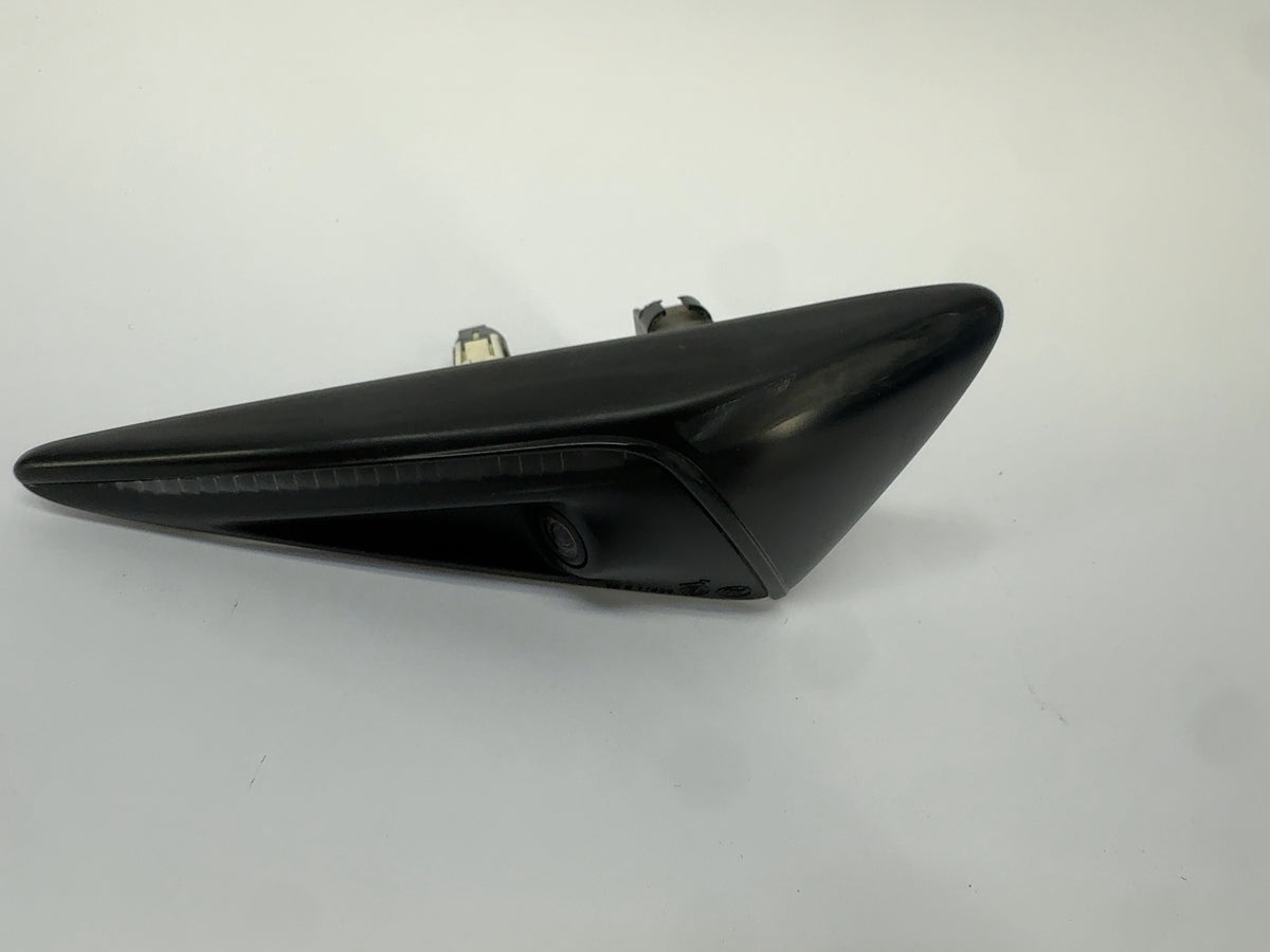 2022-2023 Tesla Model 3 Front Right Fender Repeater Camera 1495865-20-D