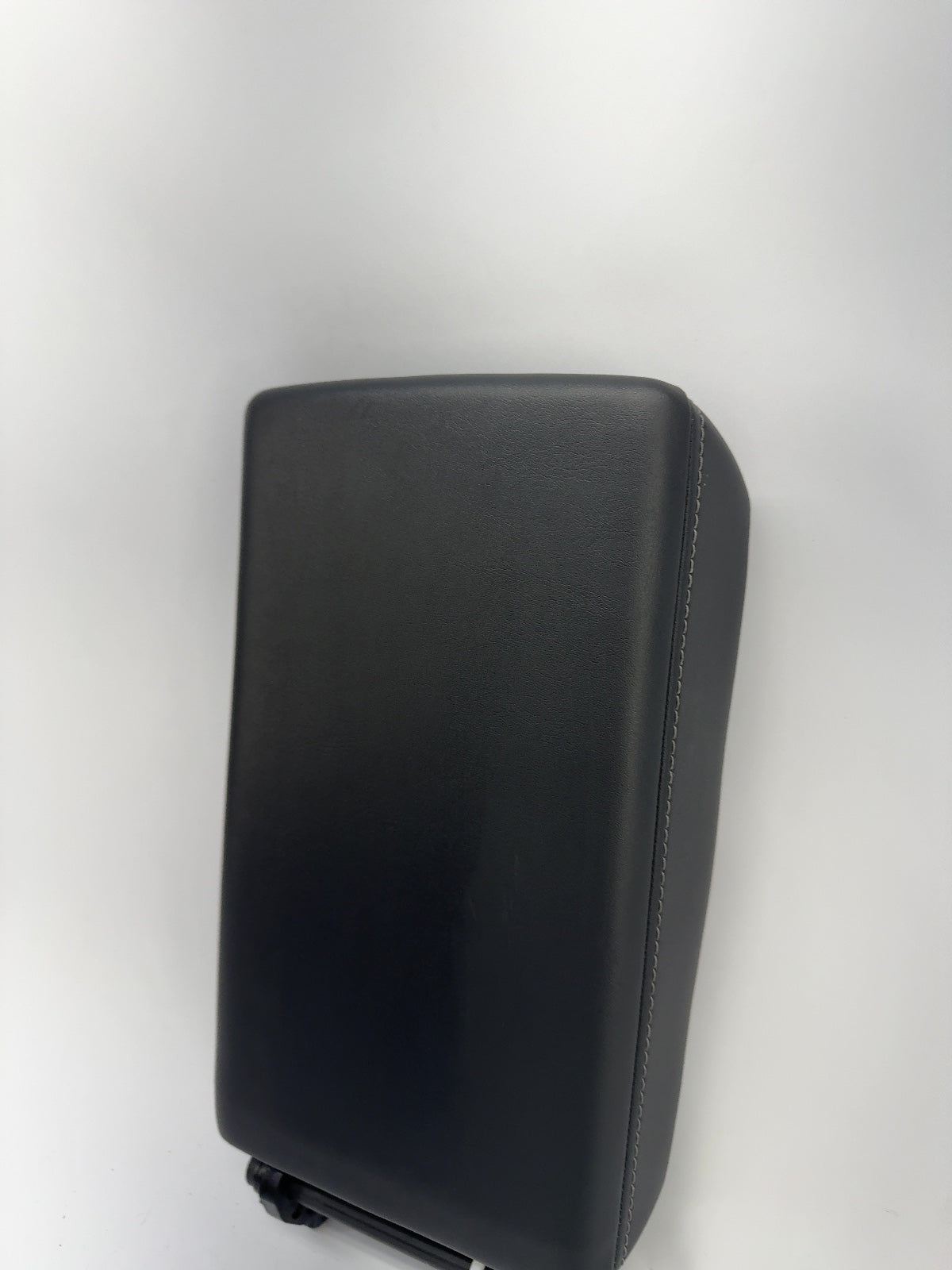 2018-2023 Tesla Model 3 Center Console Armrest 1582886-00-B