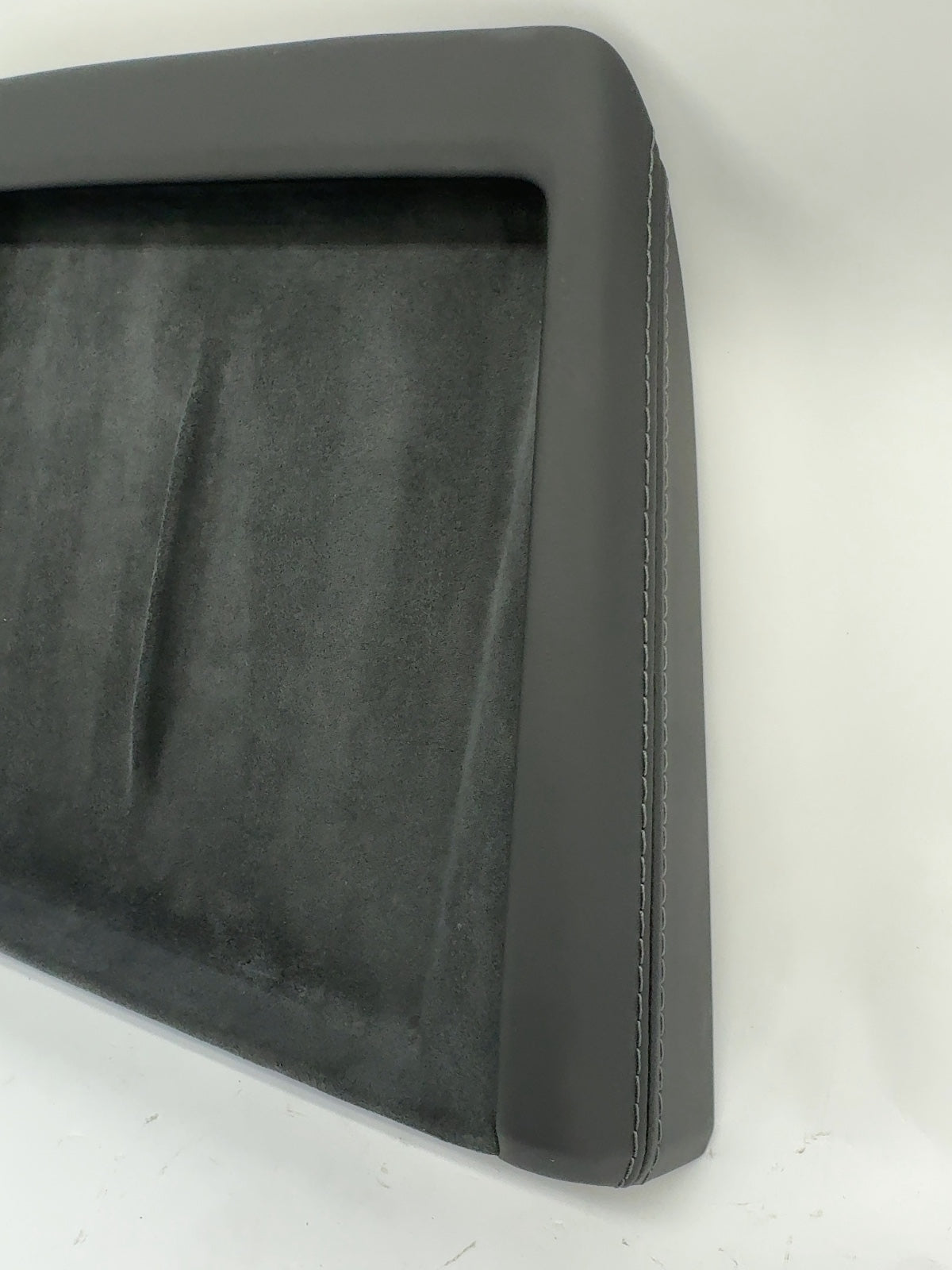 2024-2026 Tesla Model 3 Highland Wireless Charging Module & Pad 1761810-00-D