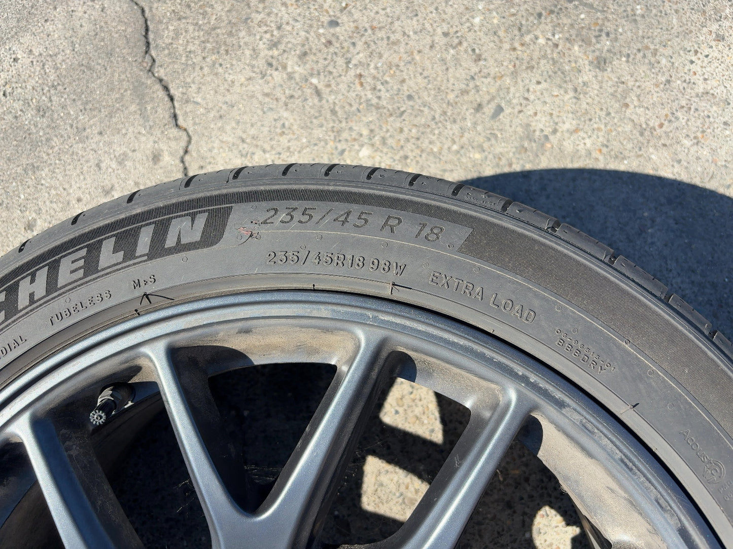 2024-2026 Tesla Model 3 Highland Michelin- Primacy A/s 235/45r18 Wheel 1344246-00-A