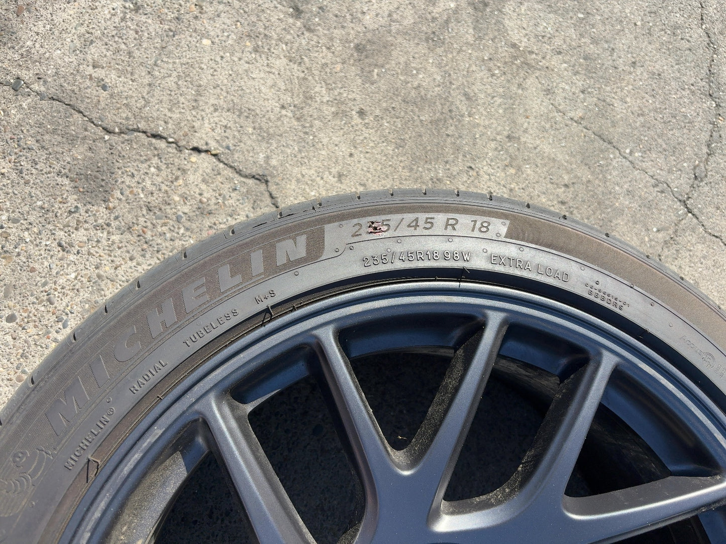 2024-2026 Tesla Model 3 Highland Michelin- Primacy A/s 235/45r18 Wheel 1344246-00-A