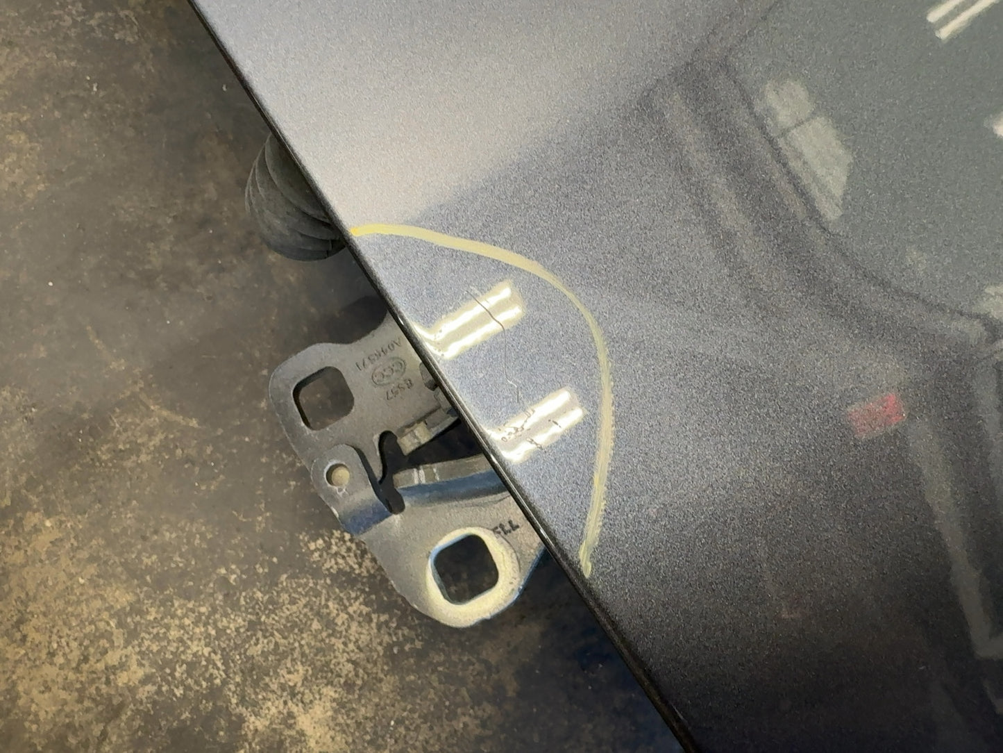 2018-2023 Tesla Model 3 Front Left Door Shell 1081421-E0-C