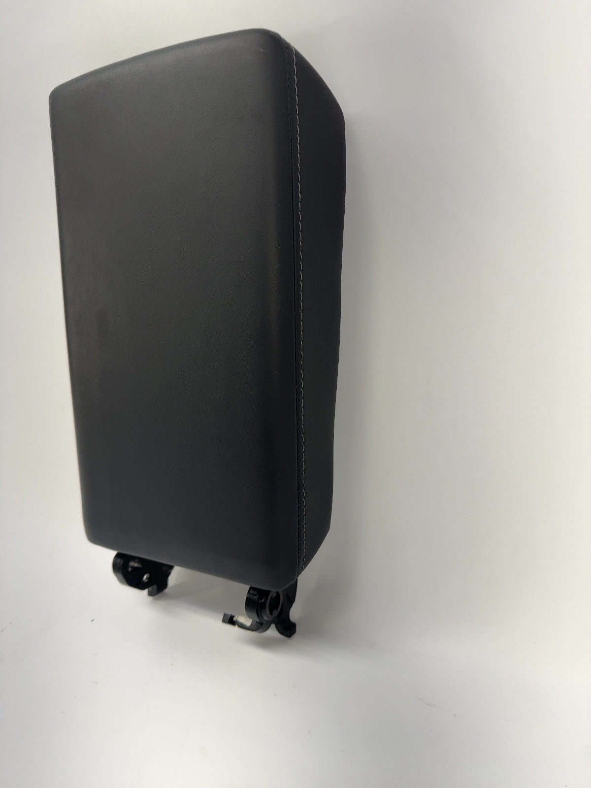 2023-2025 Tesla Model Y Console Armrest 1861594-00-A