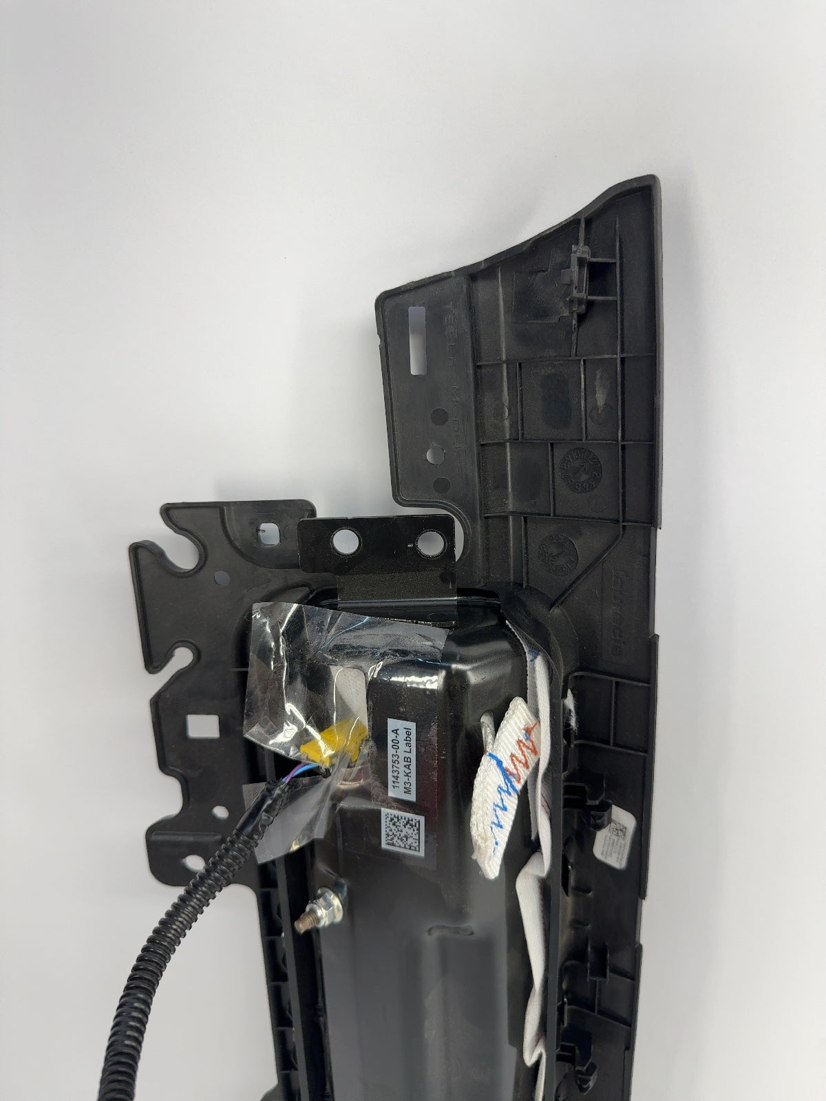 2021 Tesla Model 3 Front Right Passenger Knee Airbag 1083350-00-E