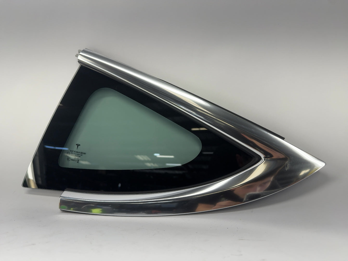 2018-2019 Tesla Model 3 Left Quarter Glass 1098757-00-F