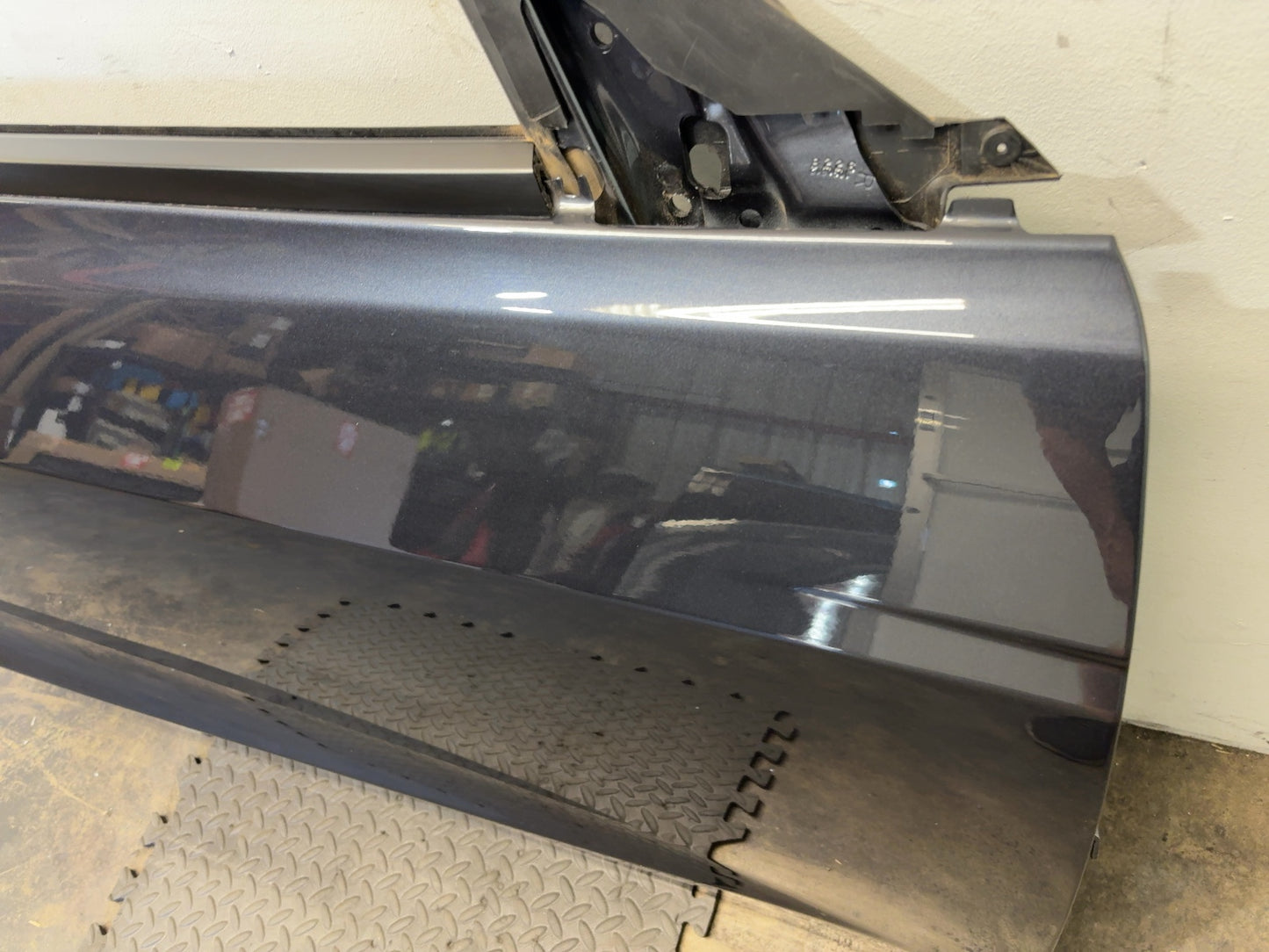 2024-2026 Tesla Model 3 Highland Front Right Door Shell 1751846-E0-A