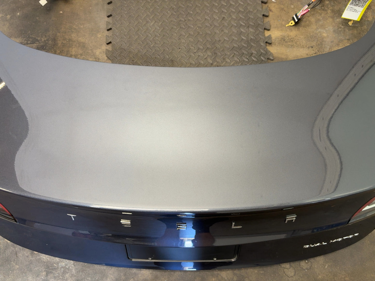 2021-2023 Tesla Model 3 Trunk Lid Assembly 1601460-E0-A