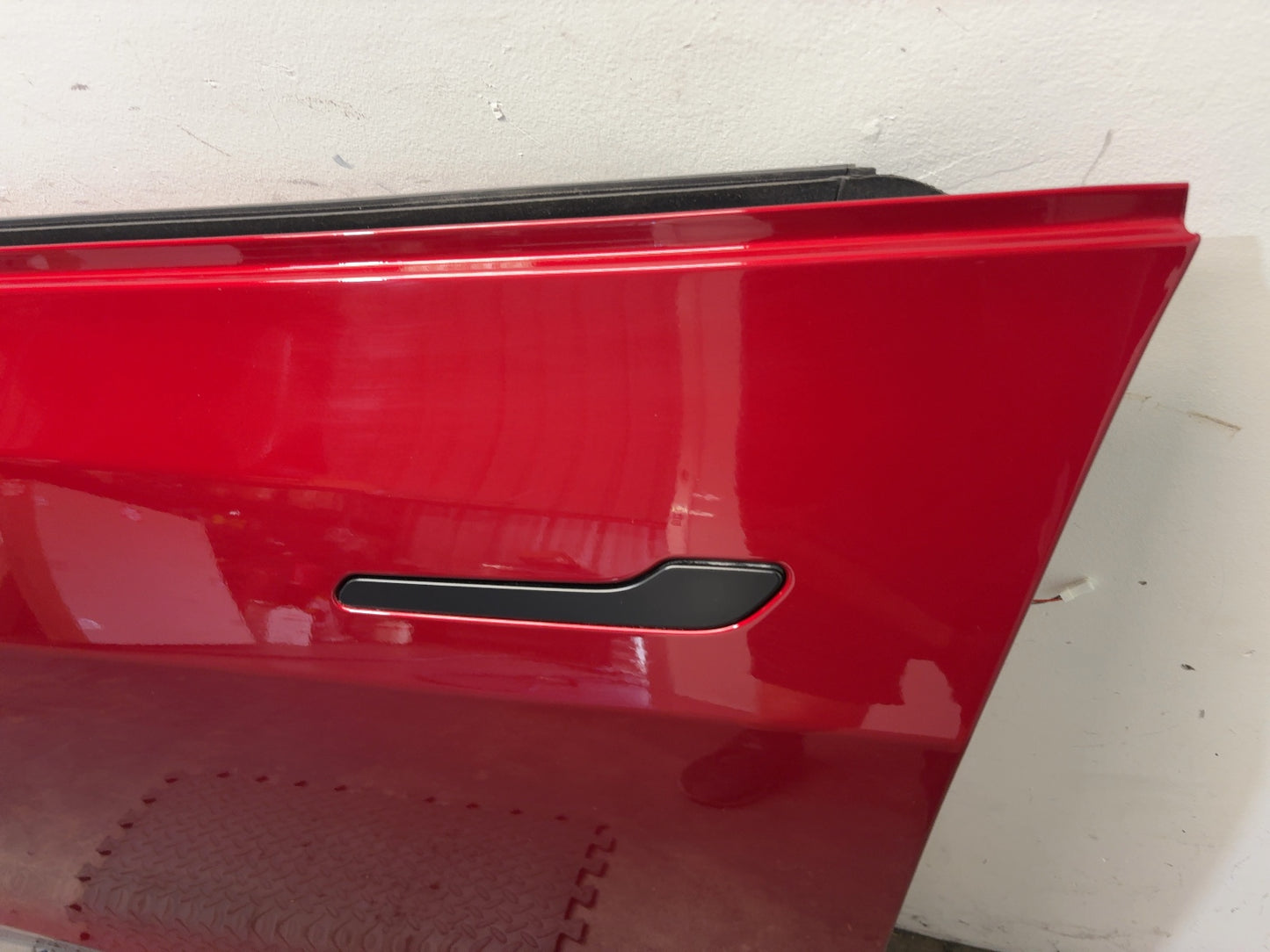 2026 Tesla Model Y Juniper Front Right Door Shell 2035501-E0-A