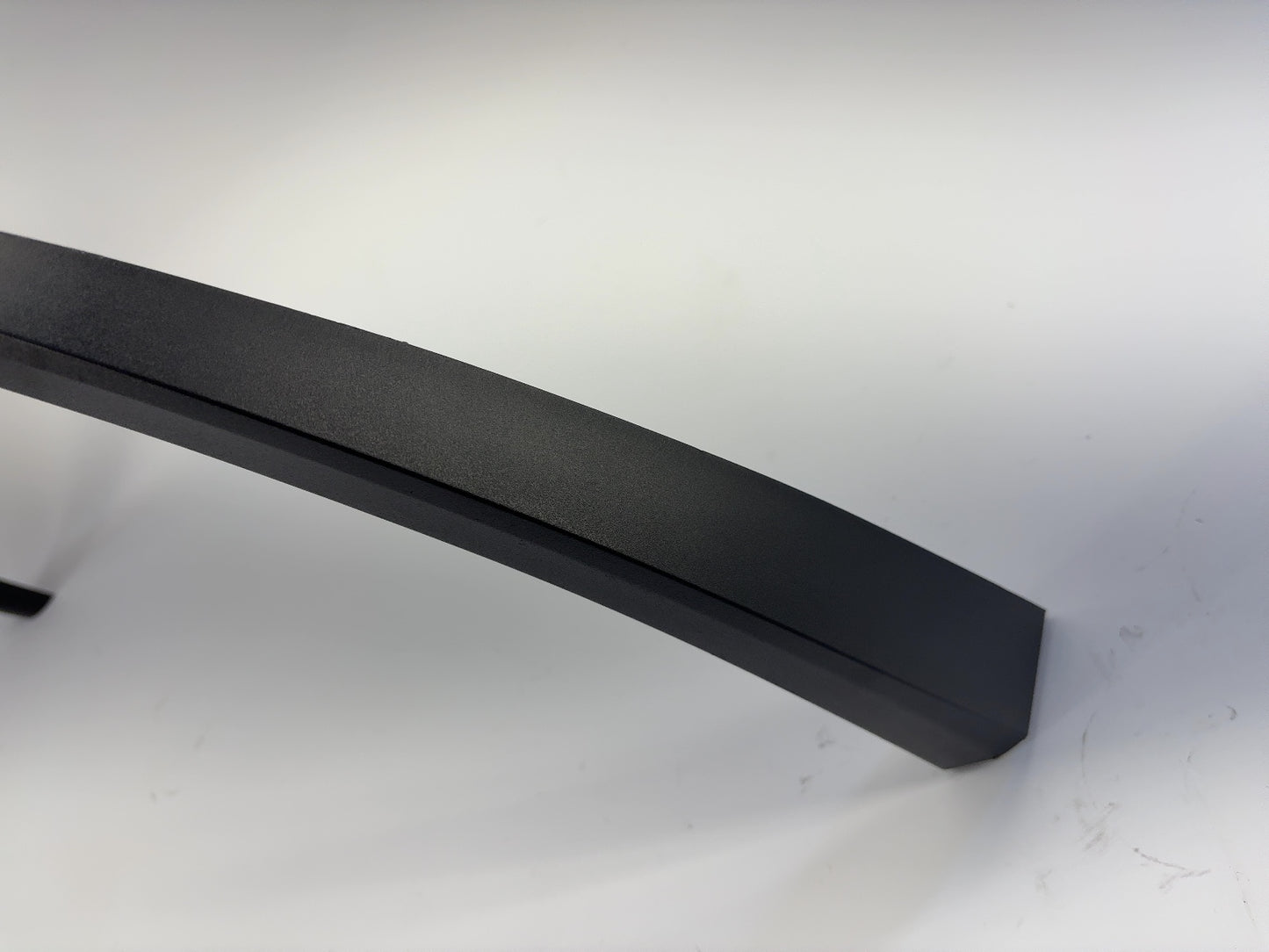 2026 Tesla Model Y Juniper Rear Fender Garnish Right 1937596-00-D