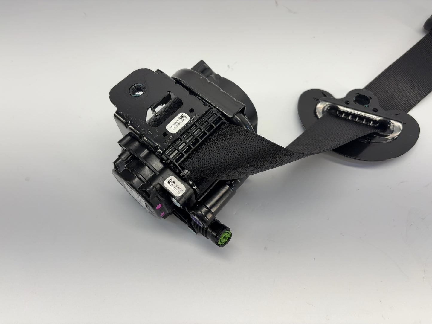 2026 Tesla Model Y Juniper Front Right Seat Belt With Pretensioner 3856716-N1-A
