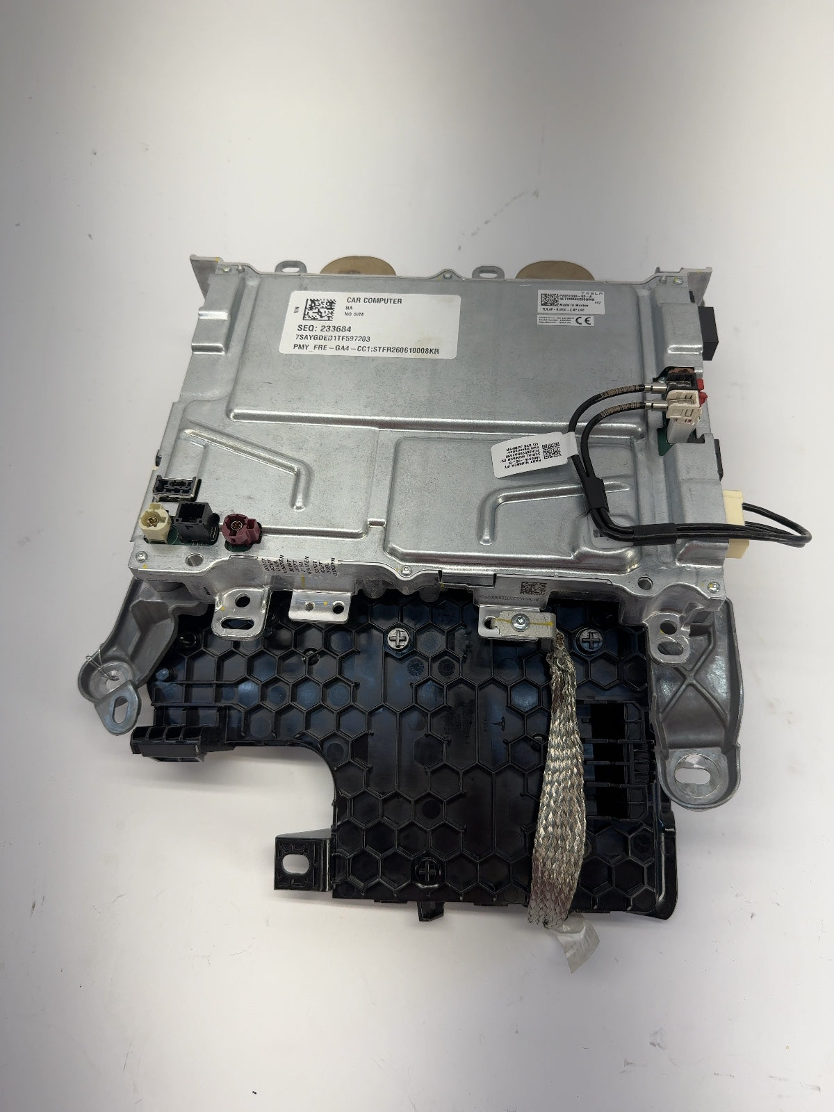 2026 Tesla Model Y Juniper Car Computer With Vc Left Controller 2261336-02-A