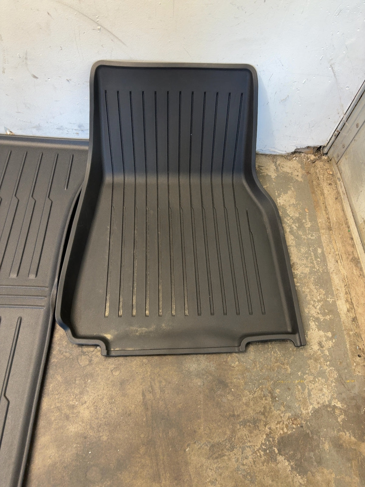 2026 Tesla Model Y Juniper Weather Mat Kit Aftermarket 0123456-78-A