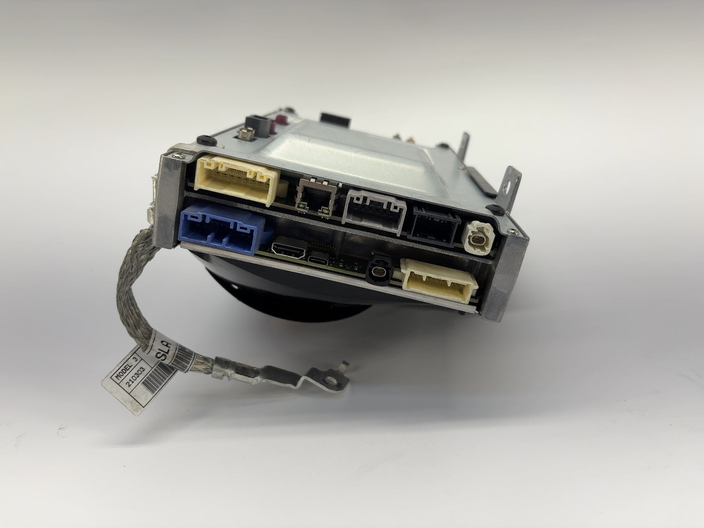 2021-2022 Tesla Model 3 Car Computer With Security Module 1566786-00-E