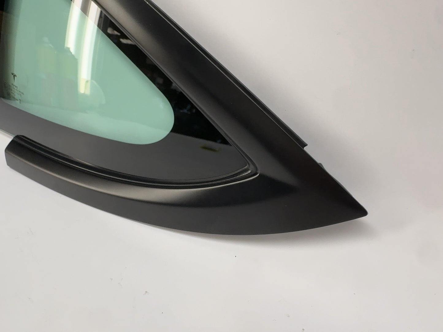2021-2023 Tesla Model 3 Left Quarter Glass 1514978-01-C