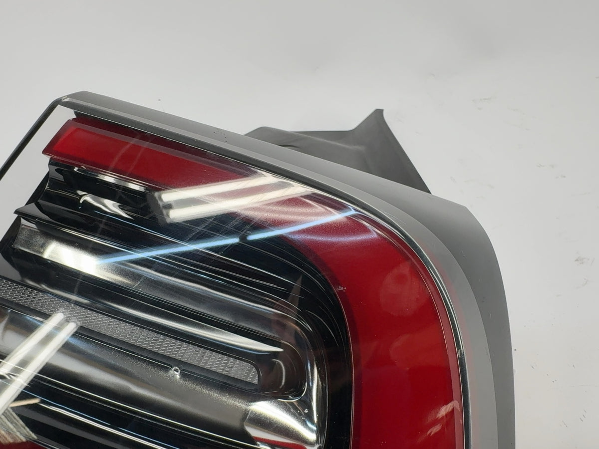 2021-2025 Tesla Model 3 Right Tail Lamp Quarter Mounted Global 1502087-00-D