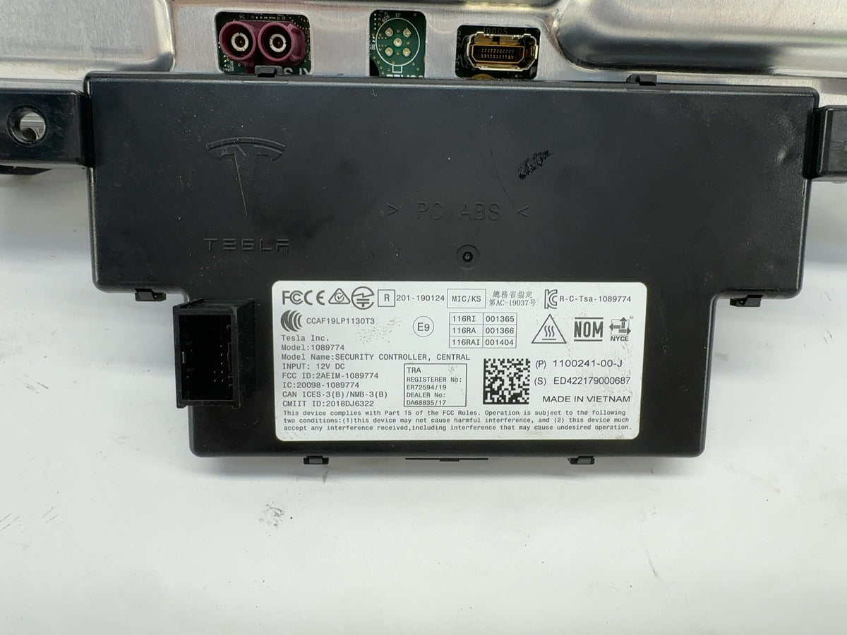 2022-2023 Tesla Model 3 Car Computer With Security Module 1681271-00-G