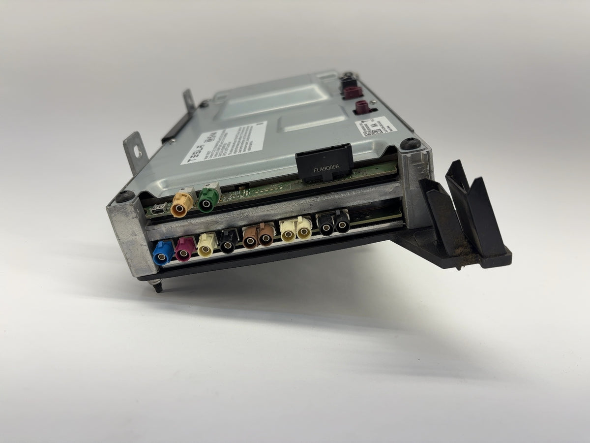 2020-2021 Tesla Model 3 Car Computer With Security Module 1566786-00-C