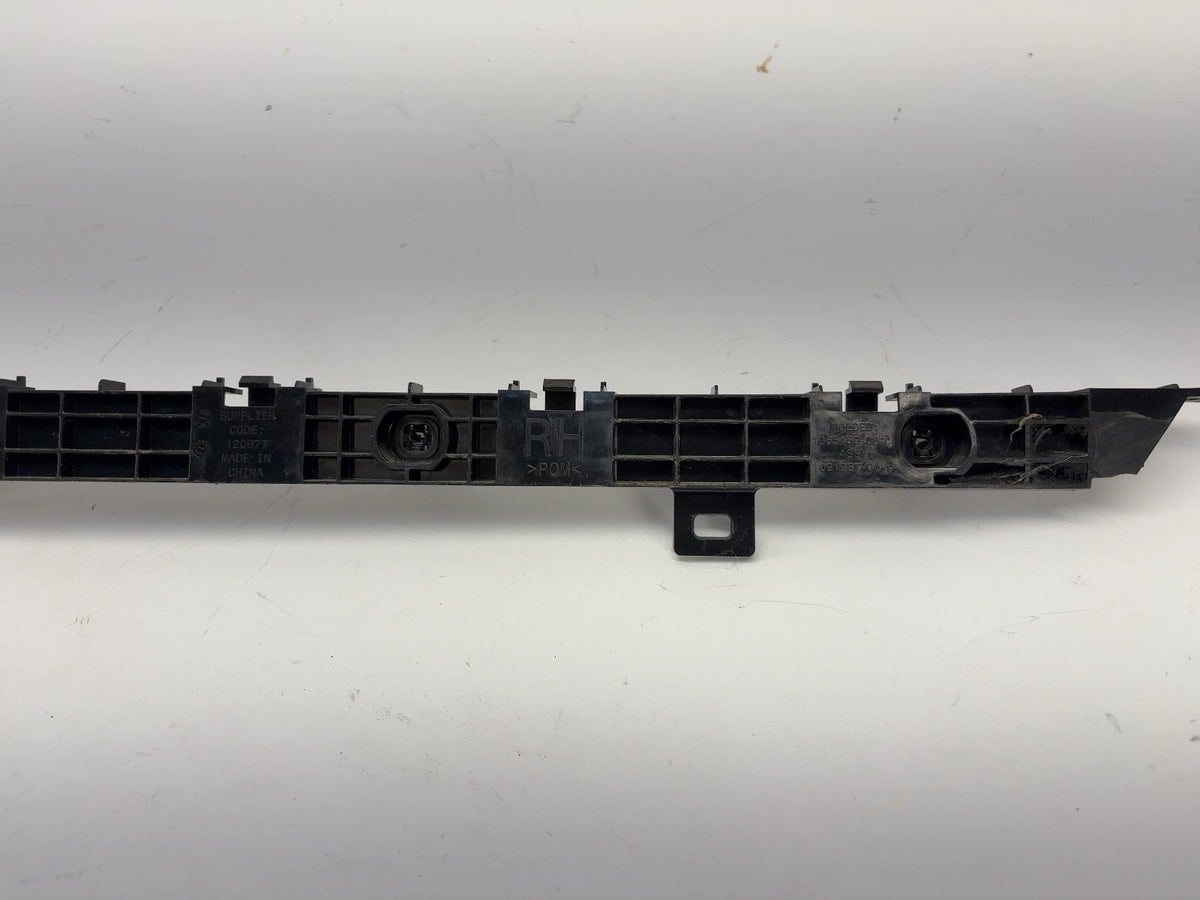 2015 Tesla Model S Rear Bumper Bracket Right 1065459-00-C