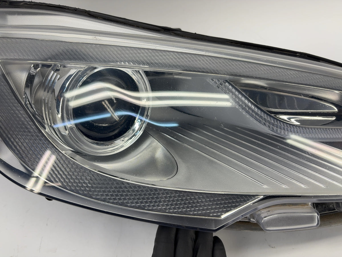 2015-2017 Tesla Model S Right Headlamp 6005907-00-D