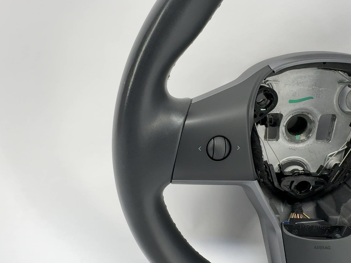 2018 Tesla Model 3 Steering Wheel 1105324-00-G