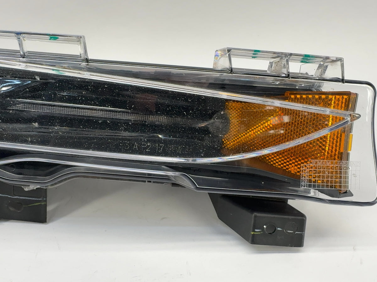 2017-2018 Tesla Model 3 Fog Lamp Right 1077392-00-C