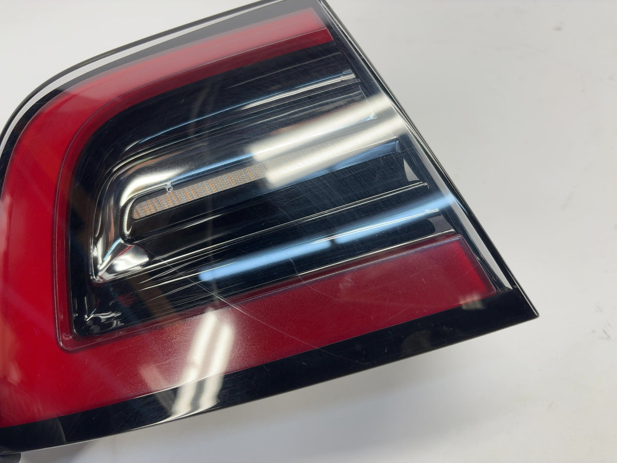 2021-2025 Tesla Model 3 Left Tail Lamp Quarter Mounted Global 1502086-00-D