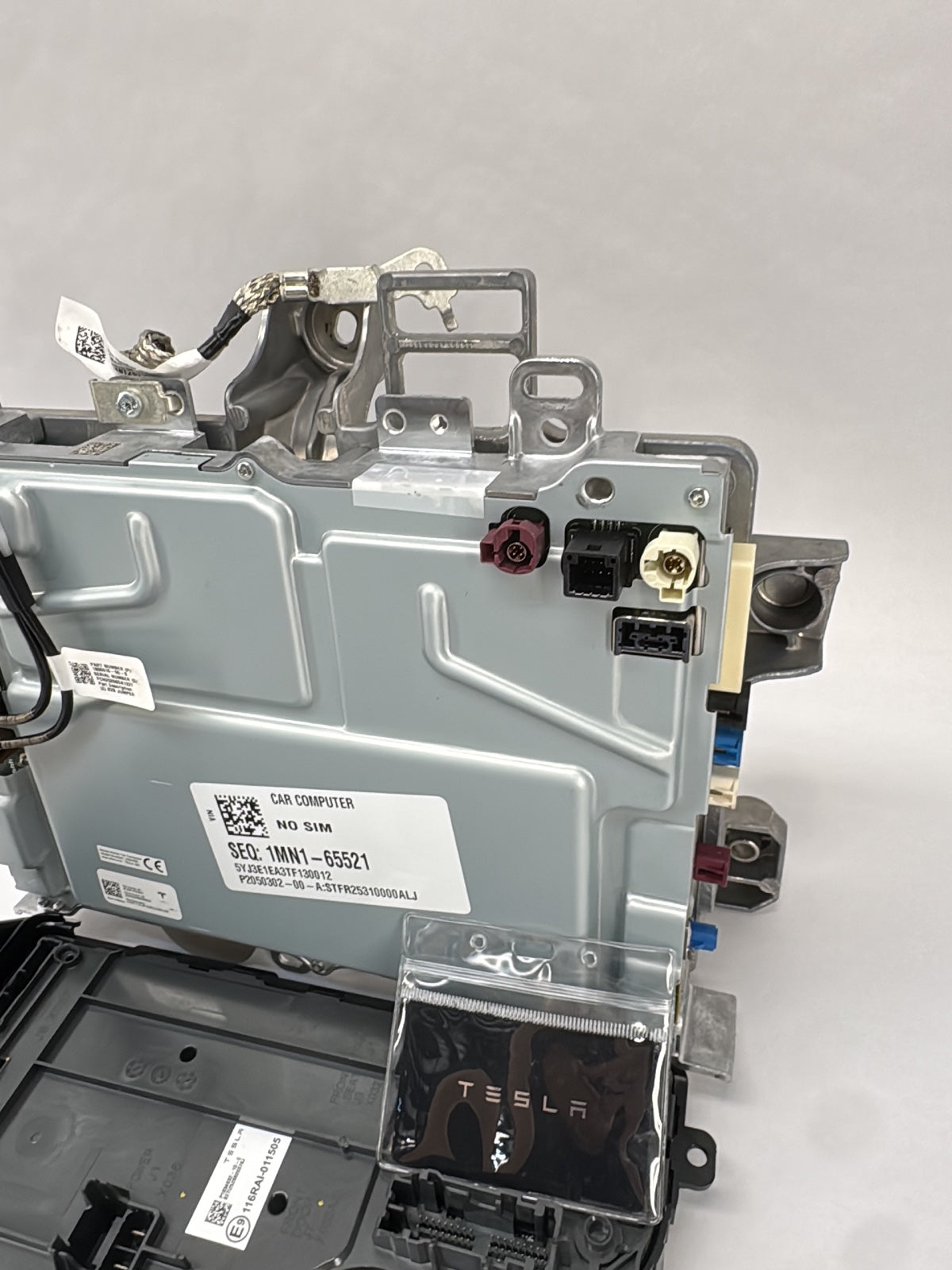 2025-2026 Tesla Model 3 Highland Car Computer With Vc Left Controller 2001418-00-F