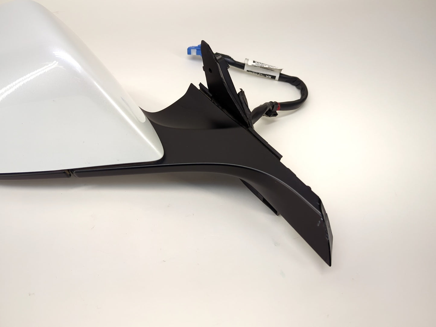 2023 Tesla Model 3 Front Right Door Mirror Assembly 1592032-99-F